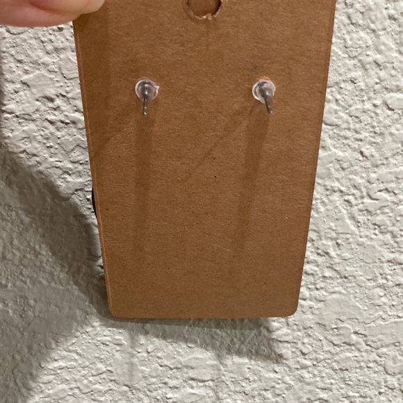 Toucans Earrings - NEW - Picture 2 of 3